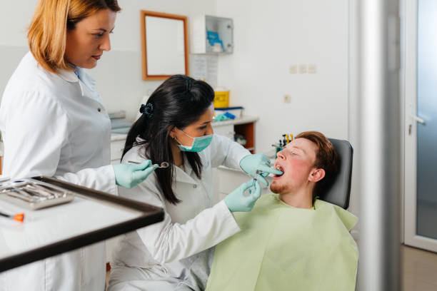 Best Emergency Dentist for Lost Fillings or Crowns in Groves, TX